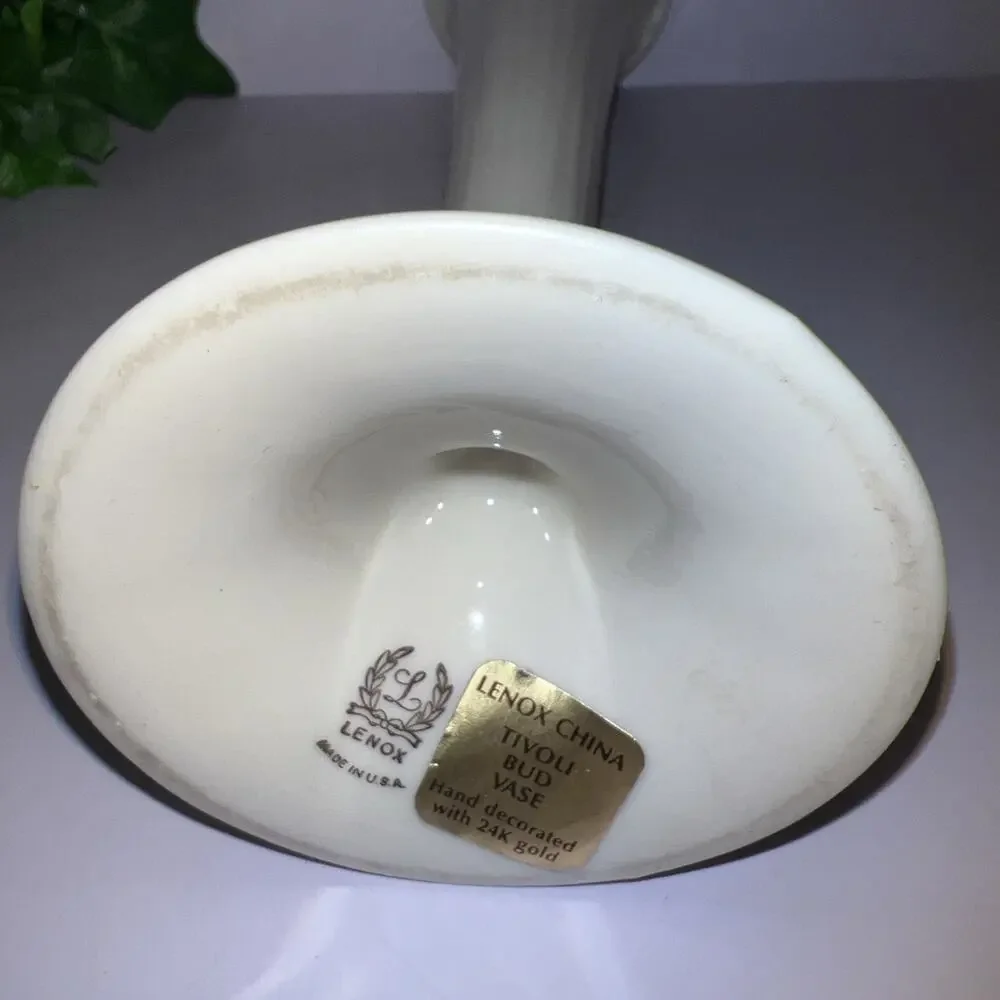 Lenox Tivoli Fluted Bud Vase - Gold Trim - 9